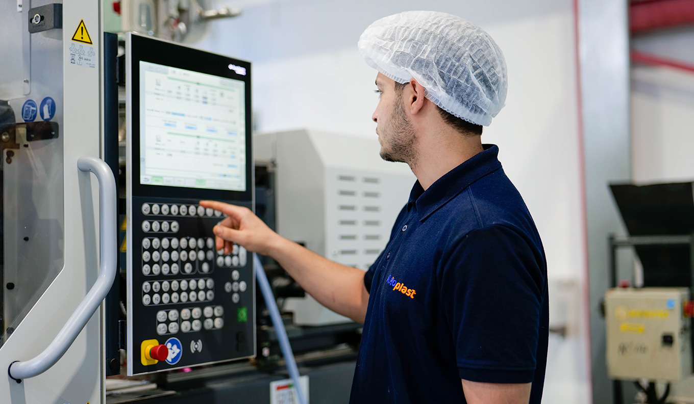 Injection-plastique-pourquoi-choisir-axoplast